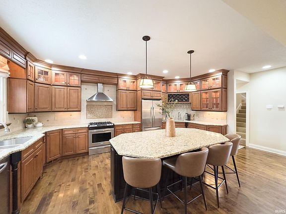 4th image of 3411 Eastbrooke Ct