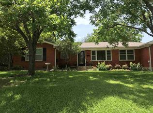 2124 Charboneau Dr, Waco, TX 76710