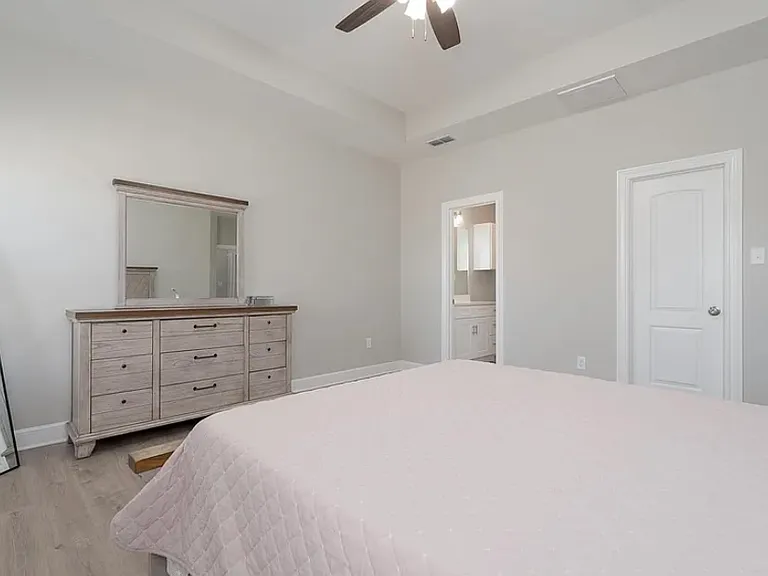 306 Evening Shade Ln — Photo 24