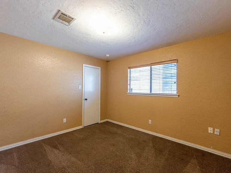 6030 Gallant Forest Dr — Photo 26