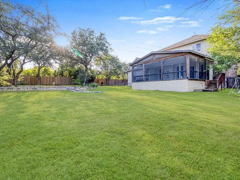 9116 Pedernales Rio — Photo 42