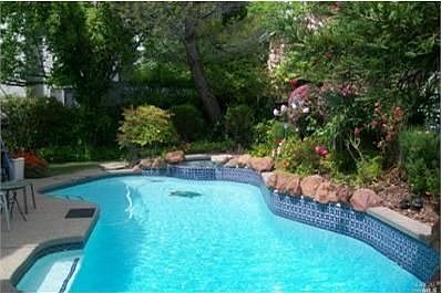 4th image of 2994 Peppertree Dr