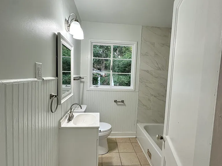 1632 8th Ct W — Photo 4