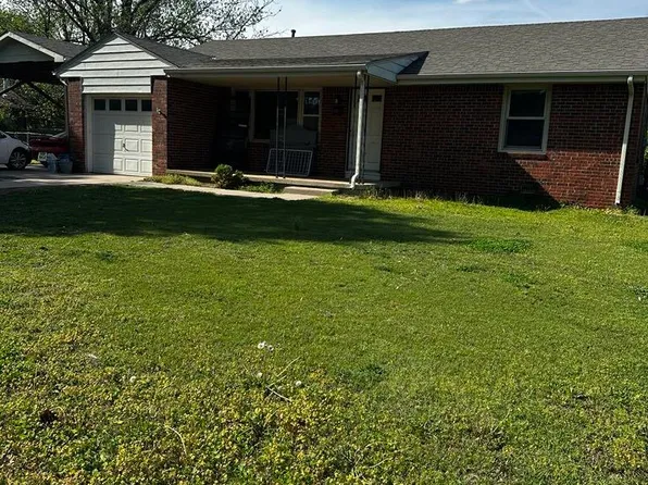 2200 W Lyman St, Wichita, KS 67204