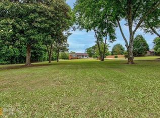 953 McCullough Rd, Hampton, GA 30228