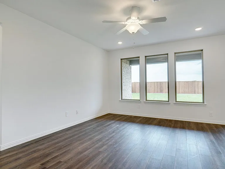 1608 Pine Valley Dr — Photo 5