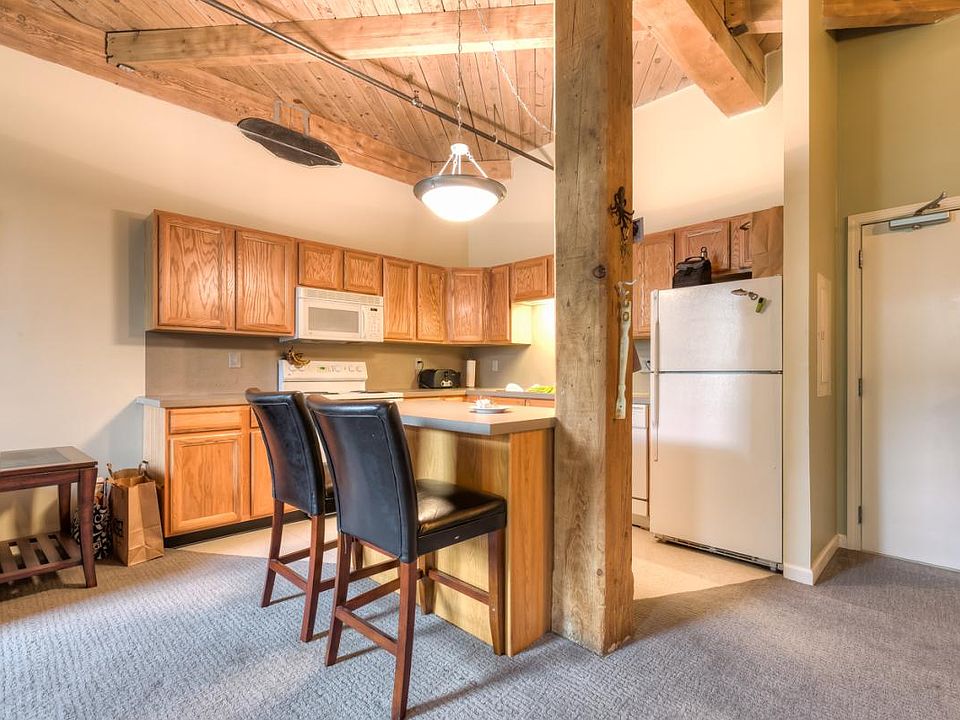 1st image of 940 Monroe Ave NW #456