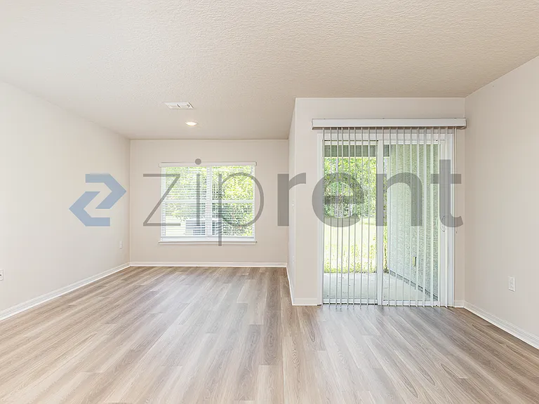 129 Wellwood Ln #B — Photo 5