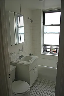 Rented by Performing Assets Corp | media 7