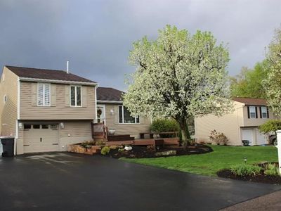 10 Wheatfield Dr, Cranberry Township, PA, 16066