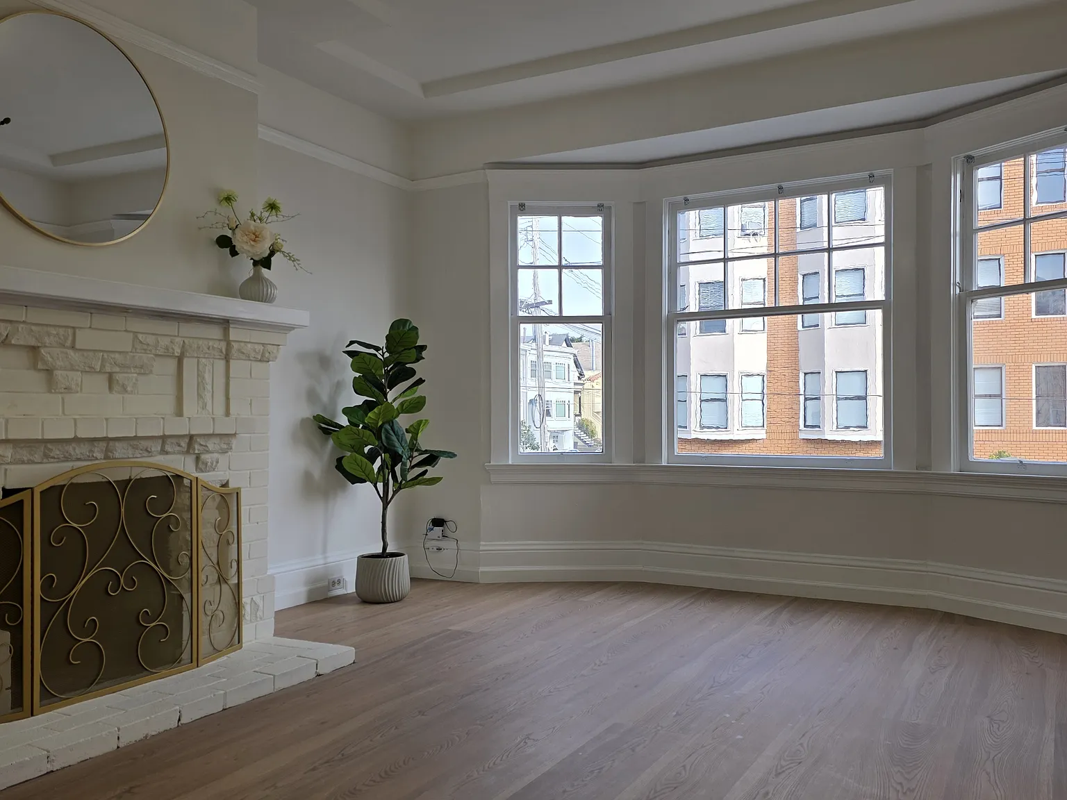 1 bed, $4,200 — Photo 2