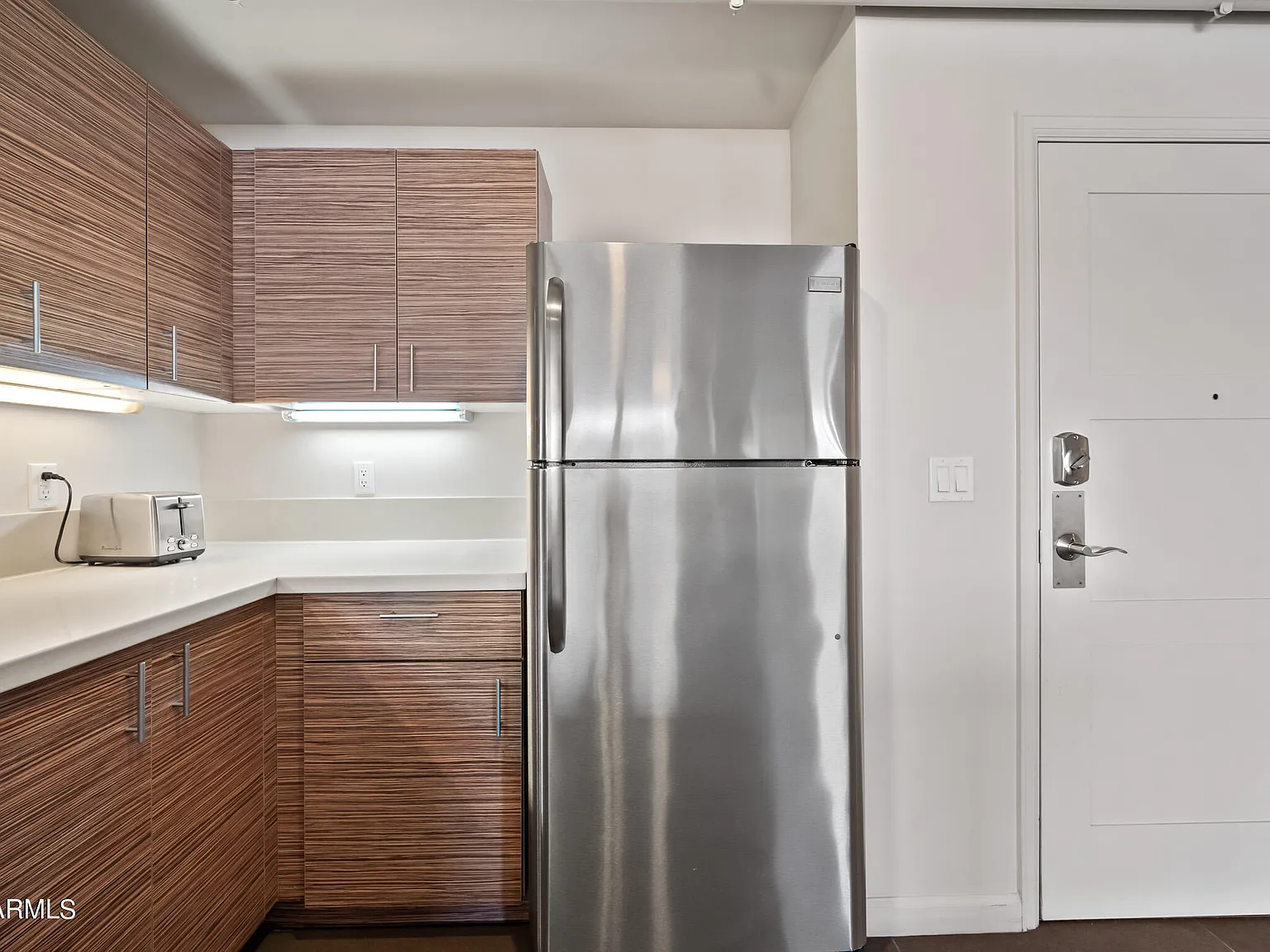 1 bed, 1.0 bath, 847 sqft, $1,800 — Photo 4