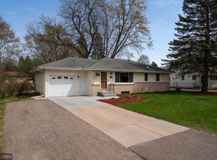 1880 Clarence St N, Maplewood, MN 55109