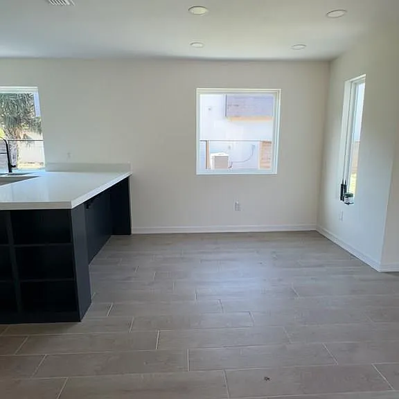 7137 Calles Ave — Photo 6
