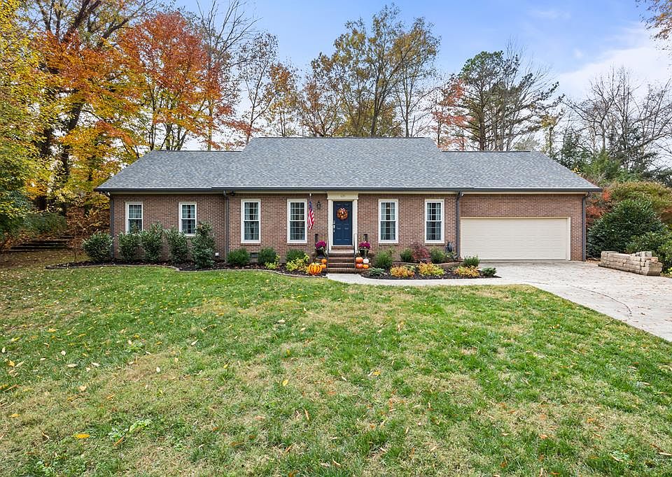 1st image of 420 Andover Ct