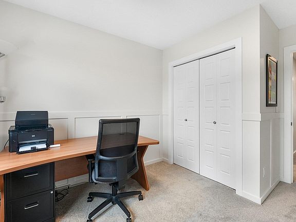 5th image of 2497 Kelly Cir SW