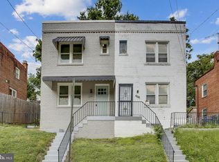 526 48th Pl NE, Washington, DC 20019