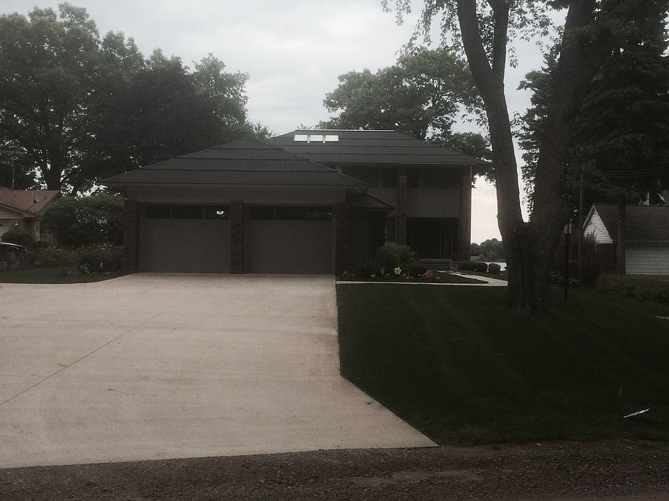 1st image of 1817 Dell Rose Dr