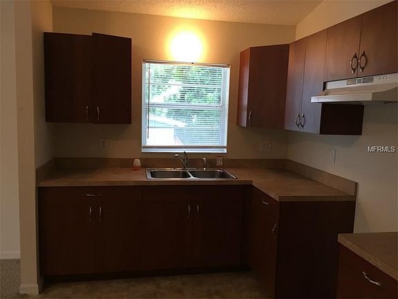 4th image of 874 30th Ave S