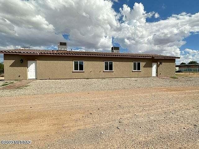 1st image of 1302 S San Jacinto Dr