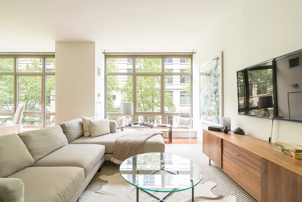 1 Morton Square — Photo 1