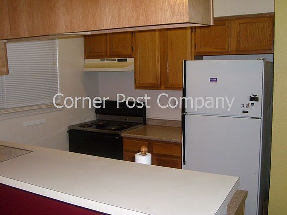 4th image of 5601 Foxford Ct NW
