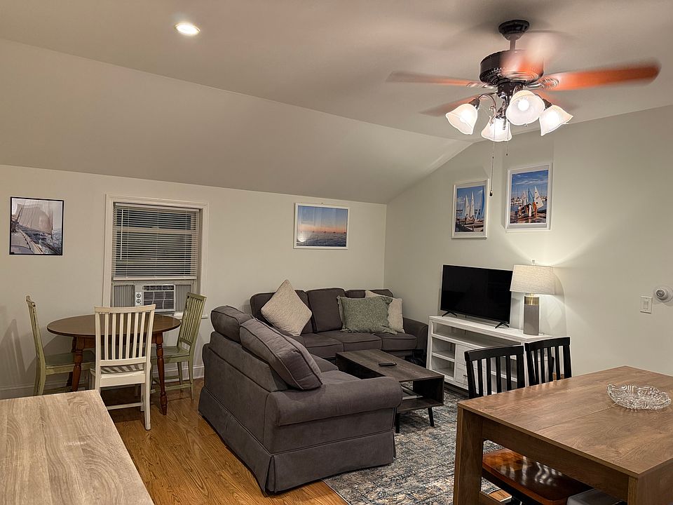 1st image of 111 Spurwink Ave #1