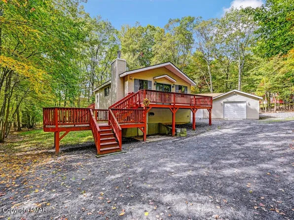 149 McMichaels Ct, Stroudsburg, PA 18360