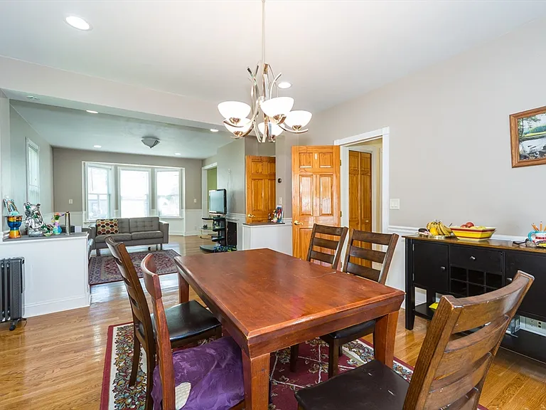 26 Pine St #26 — Photo 29