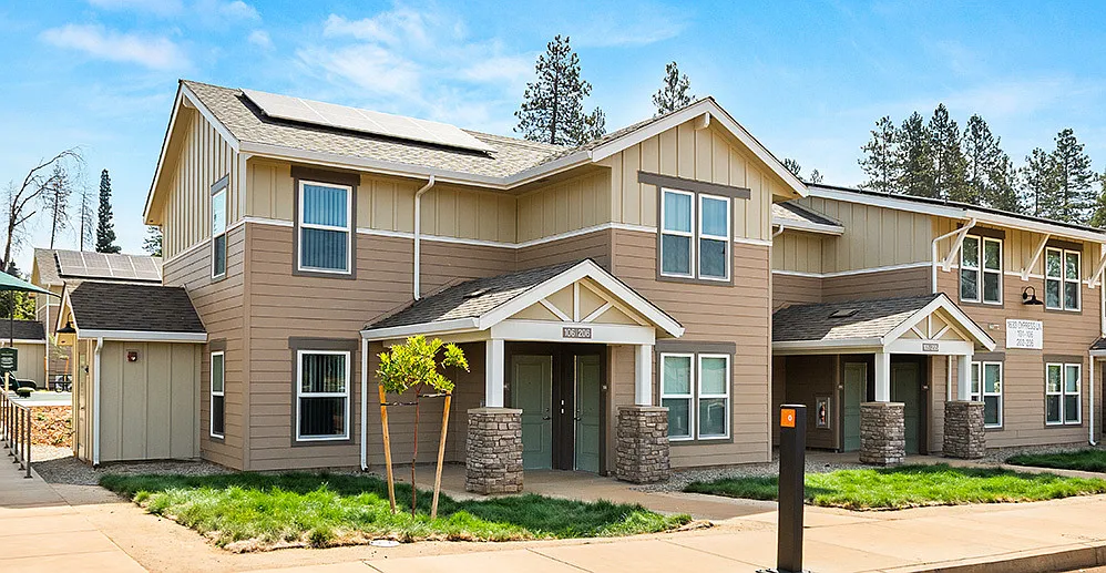 Building Photo - Cypress Family Aparments