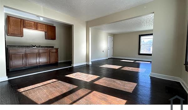 1st image of 106 S 40th St #2