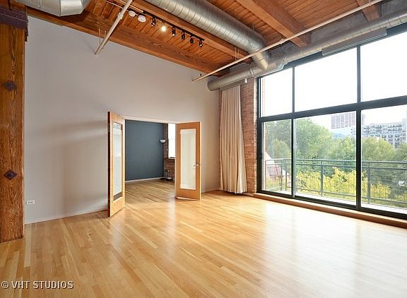 2nd image of 1727 S Indiana Ave APT 307