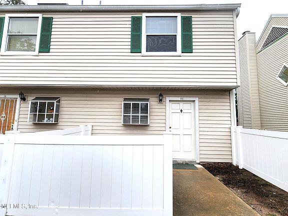 5th image of 111 E 1ST Street #20