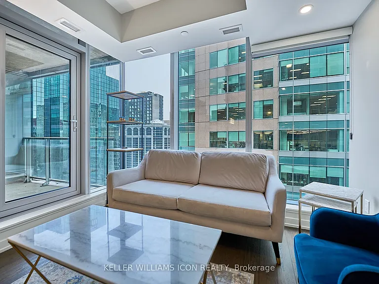 101 Queen St #911 — Photo 13