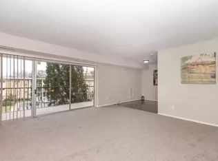 5546 Karen Elaine Dr APT 1407, Hyattsville, MD 20784