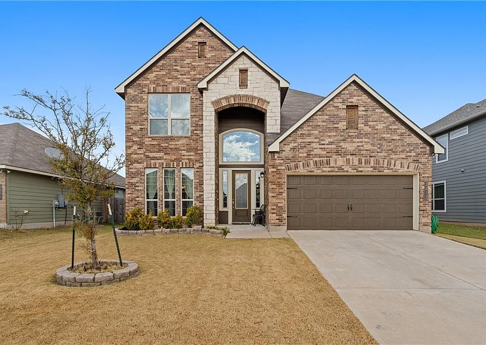 1st image of 3212 Gilchrist Dr