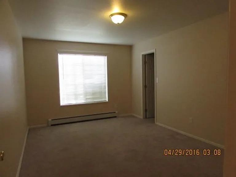 2962 N Ronlin Ave — Photo 14