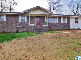 7121 Rowan Rd, Leeds, AL 35094