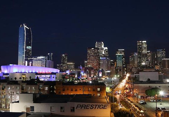 2nd image of 1362 S Figueroa St #B405