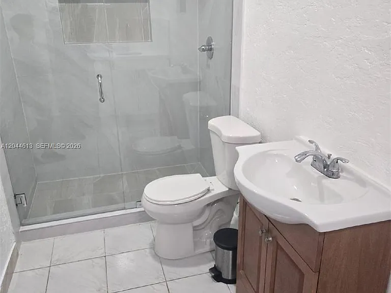 735 Sultan Ave #1 — Photo 7
