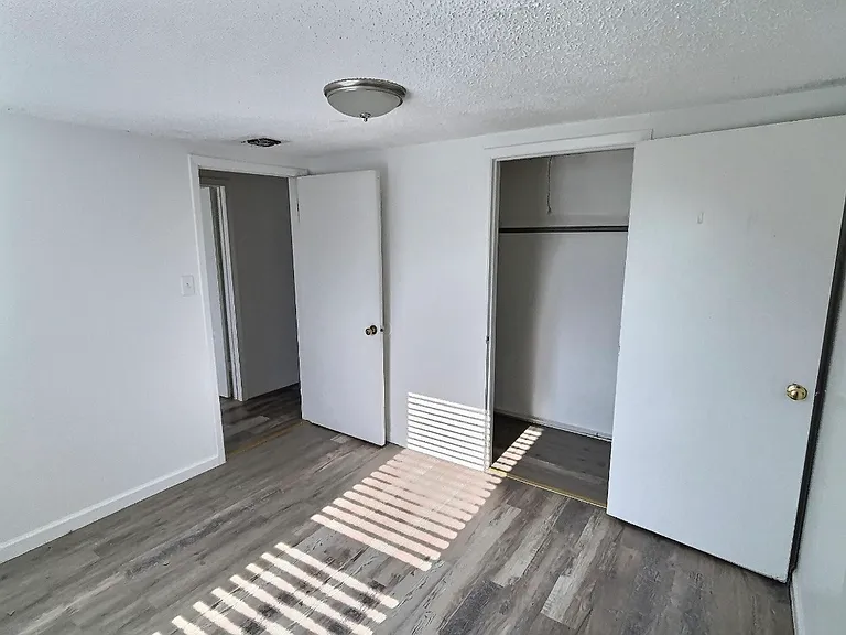 105 Michael Ln — Photo 13