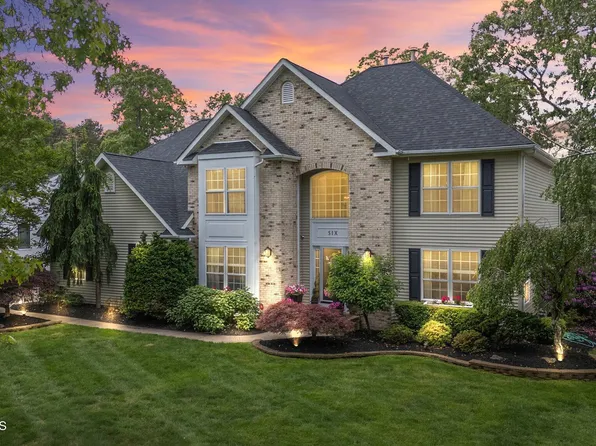 6 Stoneham Drive, Brick, NJ 08724