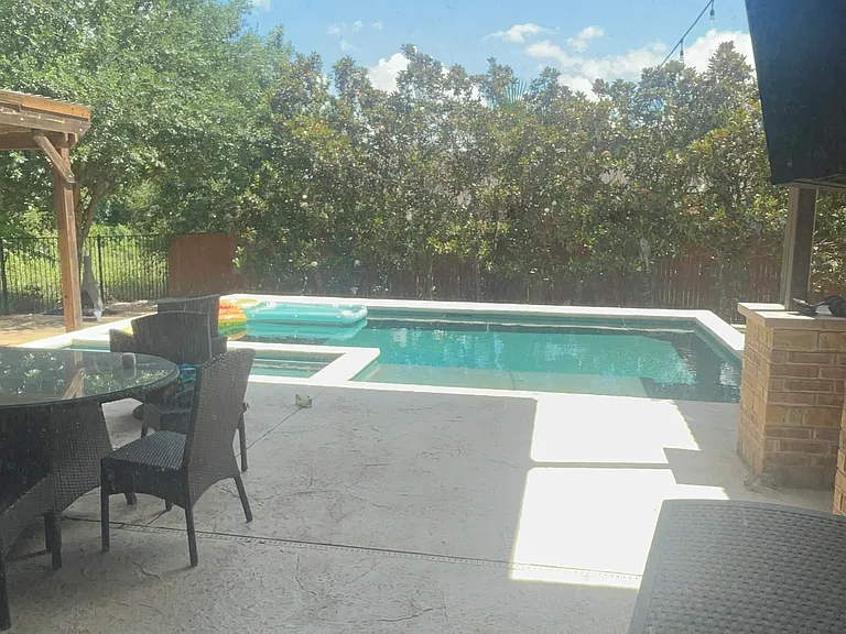8729 Vantage Point Dr — Photo 6