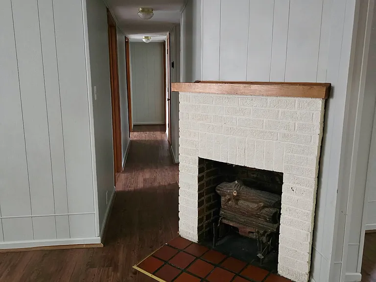 1934 Johnstone St #4 — Photo 4