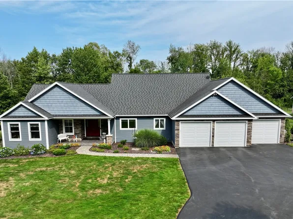 18 Chapel Rd, Hannibal, NY 13074