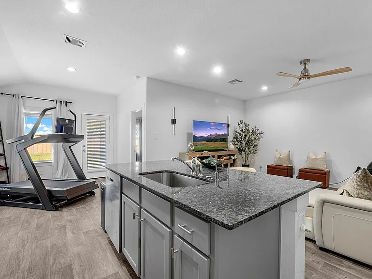 31826 Whittis Hill Way — Photo 6