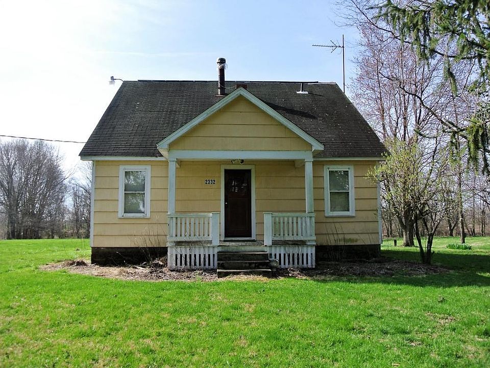 1st image of 2416 Hallie Ln