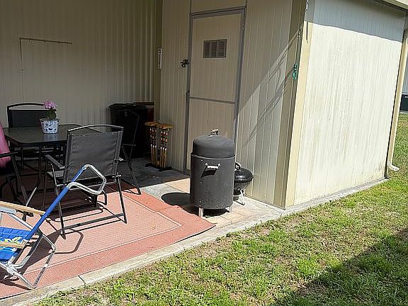 3rd image of 6901 Cranberry Dr