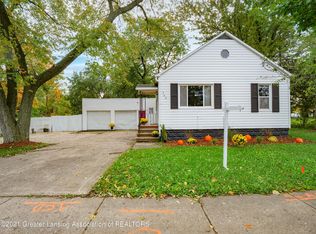 560 E Jolly Rd, Lansing, MI 48910