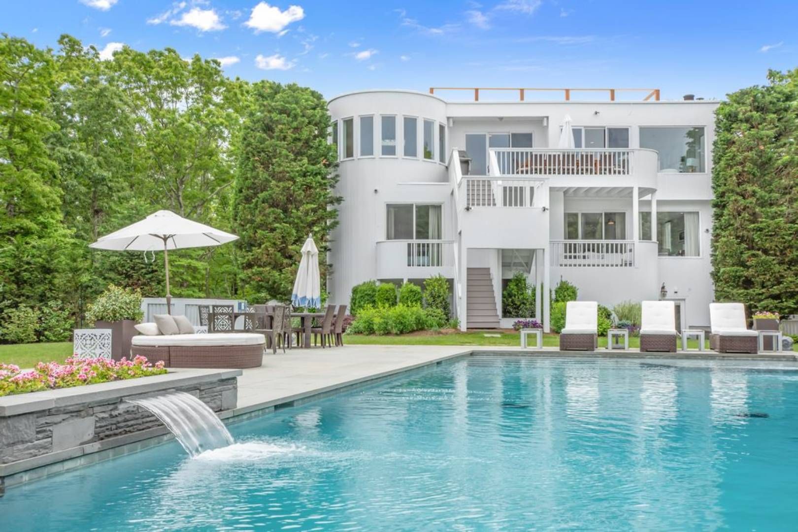  Designer Pool
